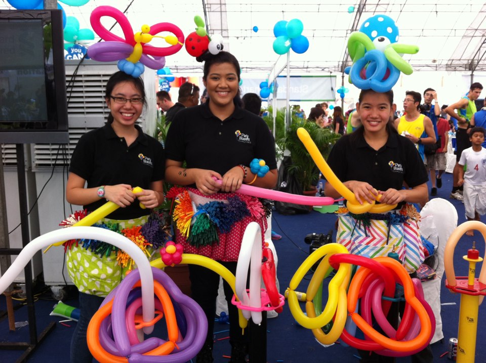 BALLOON SCULPTURING