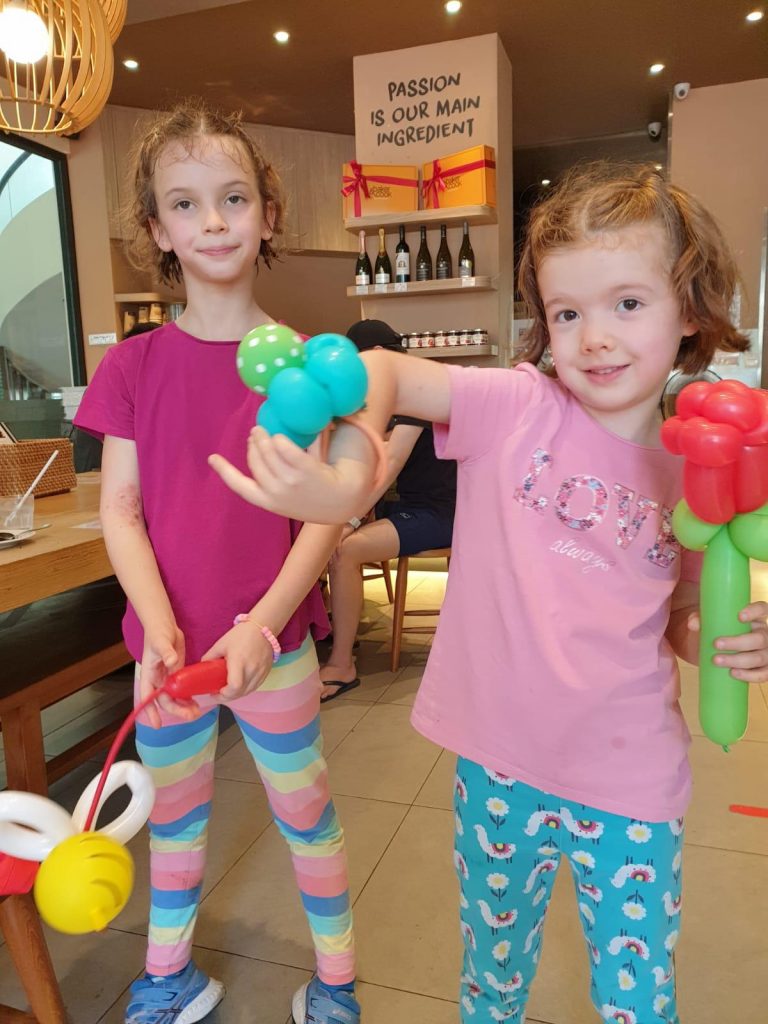 BALLOON SCULPTURING SINGAPORE